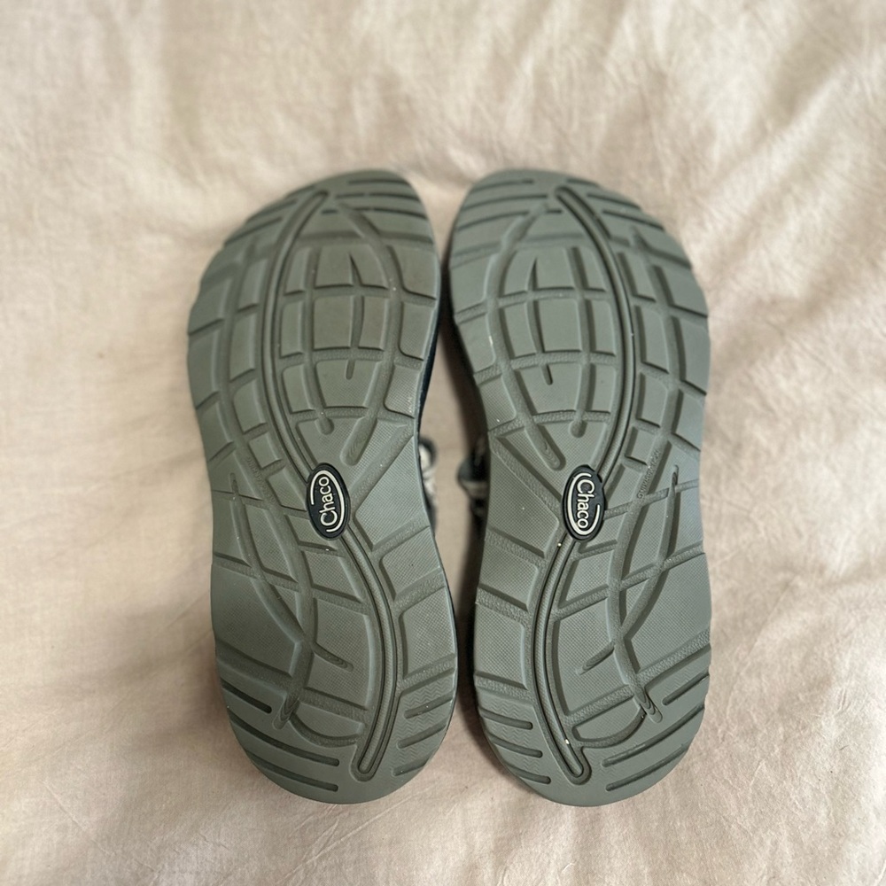 Chacos - Picture 4 of 4